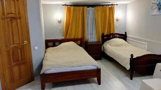 Гостевой дом Rest Home Hotel Нижний Новгород Стандартный семейный номер-5